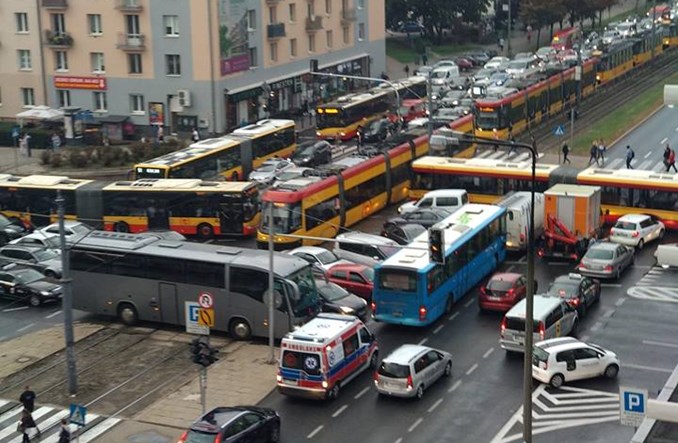 „Ekonomia transportu w mieście: paliwo, czas, trasa”